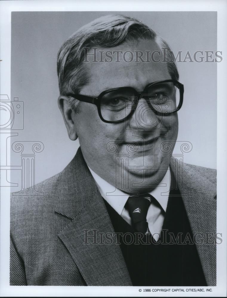 1986 Press Photo William G. Schilling in Head Of The Class - cvp57787 - Historic Images