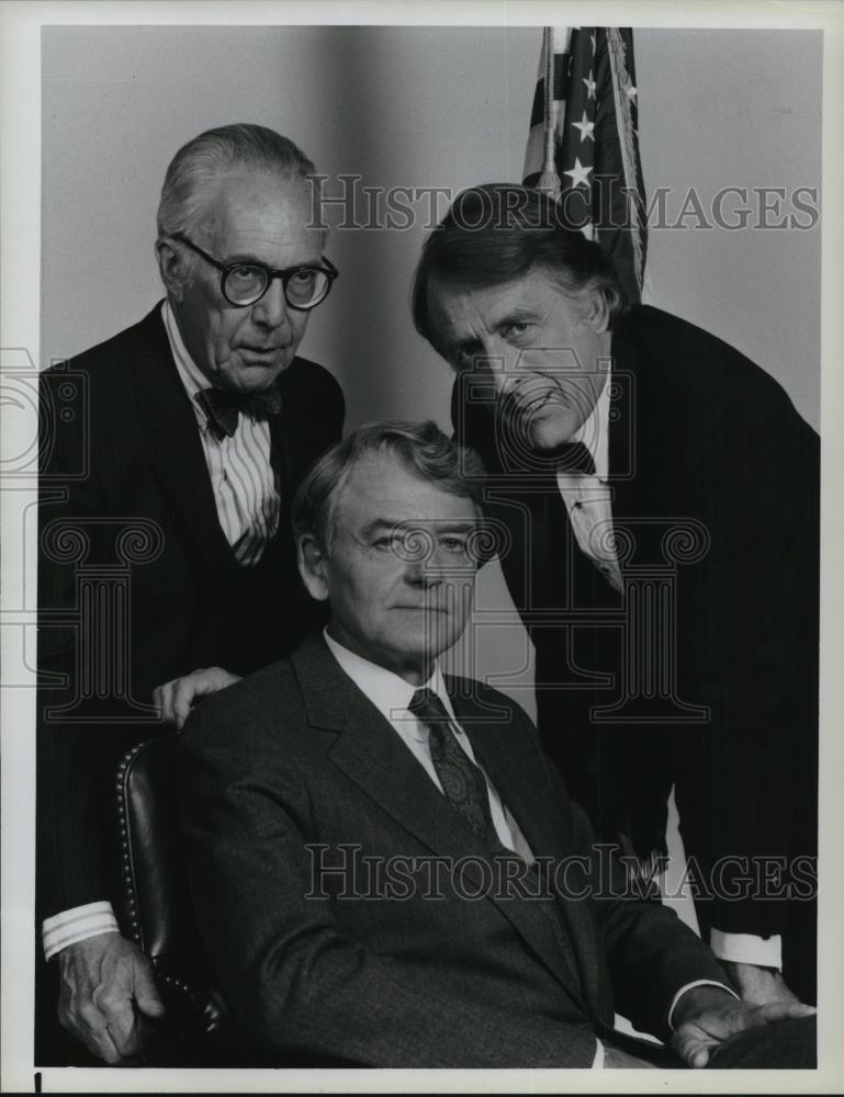 1986 Press Photo Hal Holbrook, Mason Adams &amp; Fritz Weaver in Under Siege - Historic Images