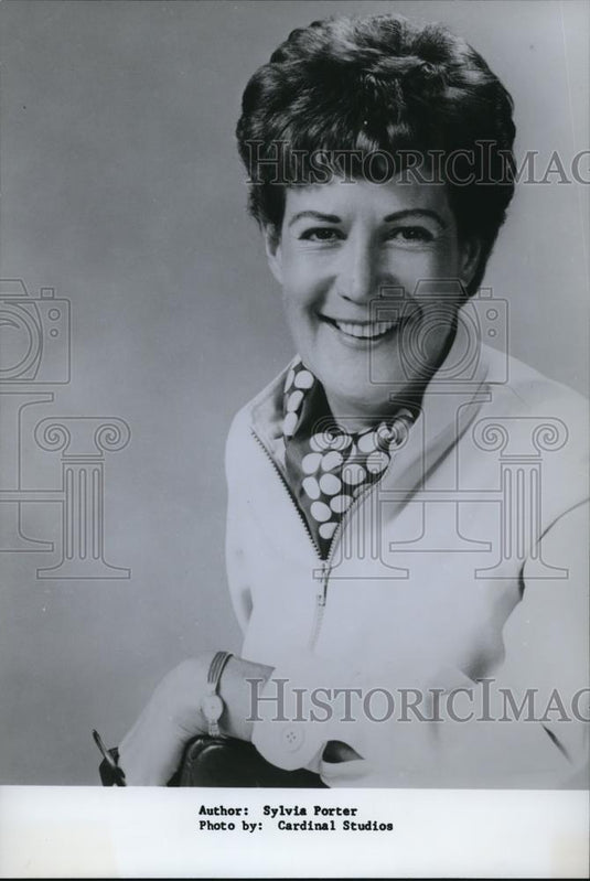 1975 Press Photo Sylvia Porter - Historic Images