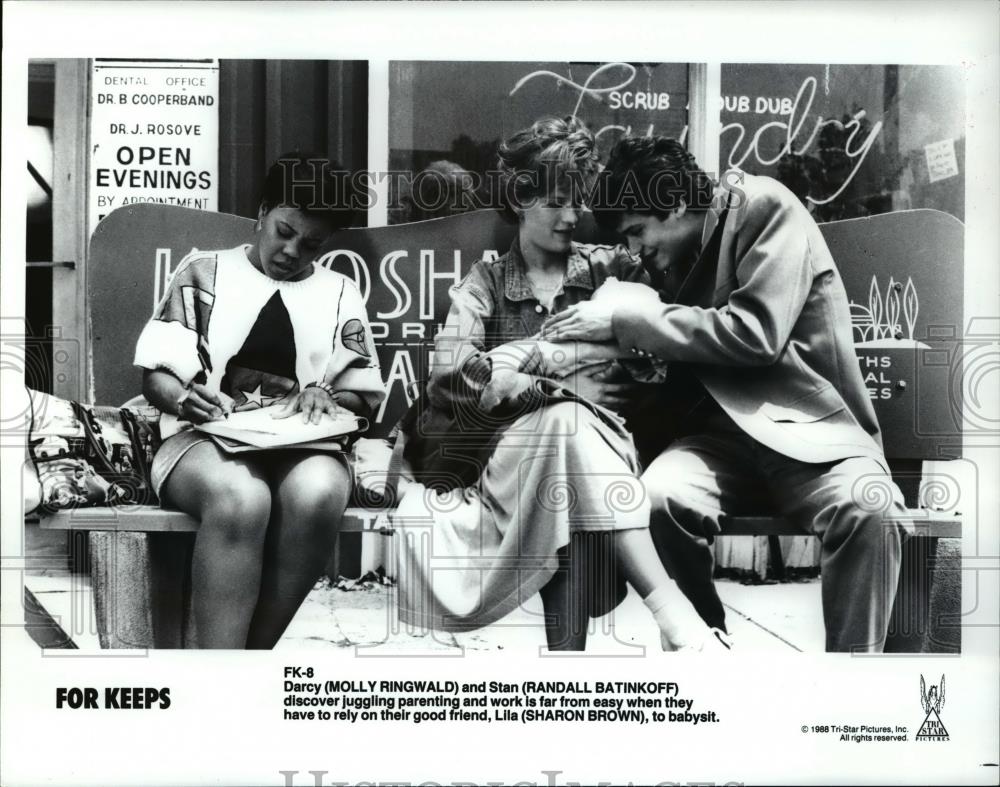 1988 Press Photo Molly Ringwald Randall Batinkoff and Sharon Brown in For Keeps - Historic Images