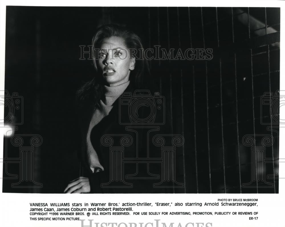 1996 Press Photo Vanessa Williams in Eraser - cvp41888 - Historic Images