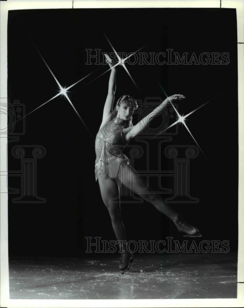 1990 Press Photo Simone Grigorescu in the Ice Capades - Historic Images