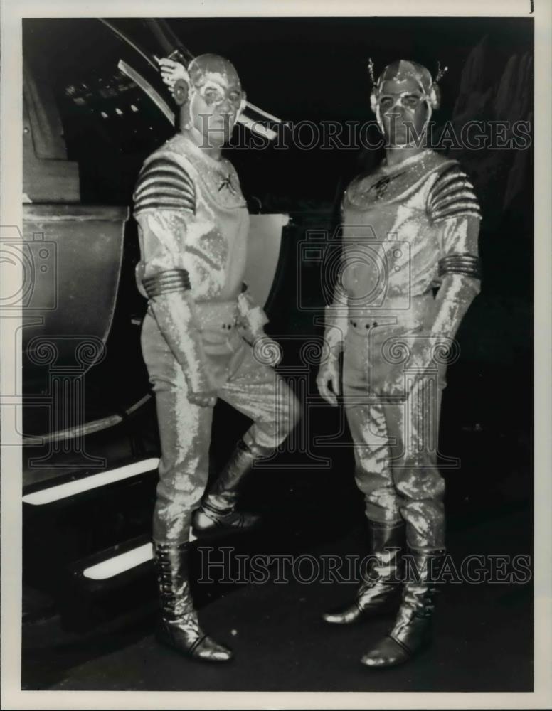 1991 Press Photo Scott Bakula, Richard Herd in Quantum Leap - cvp70332 - Historic Images