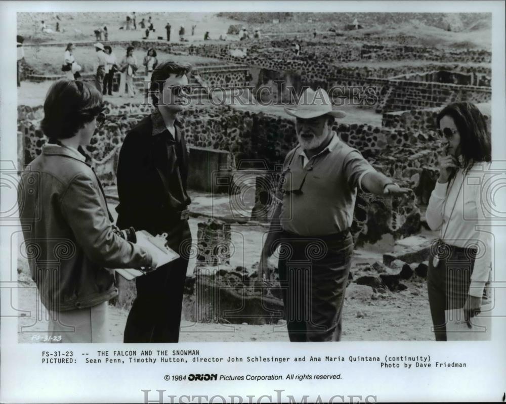 1985 Press Photo Sean Penn, Timothy Hutton in The Falcon & The Snowman - Historic Images