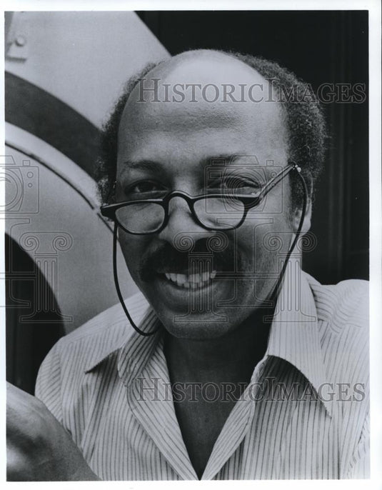 Press Photo J. Jay Saunders stars in Salvage 1 TV show - cvp72629 - Historic Images