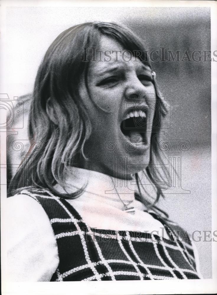 Press Photo Shot is Missed and bedford Loses - Historic Images