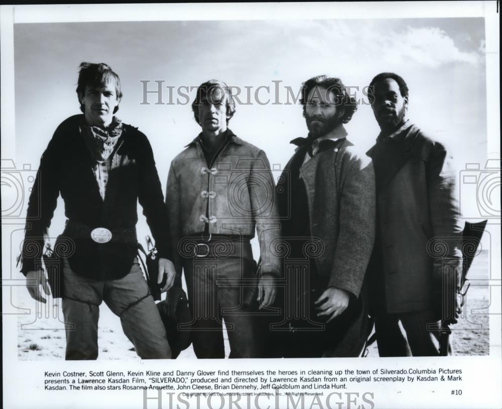 1988 Press Photo Kevin Costner Scott Glenn Kevin Kline Danny Glover &quot;Silverado&quot; - Historic Images