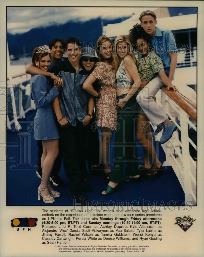 1997 Press Photo Terri Conn Kyle Alisharan S. Vickaryous on Breaker High - Historic Images