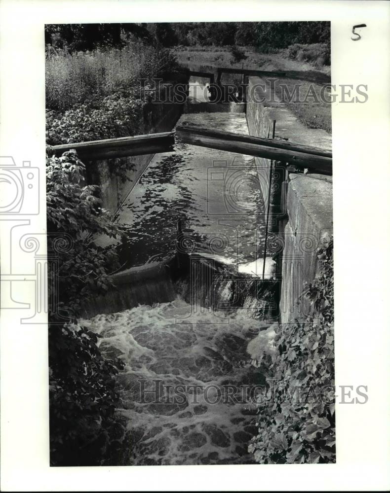 1983 Press Photo Ohio Canals Locks - Historic Images