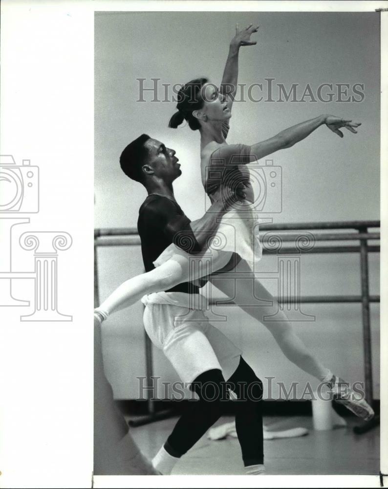 1988 Press Photo Judith Shoaff of the Ohio Ballet - Historic Images