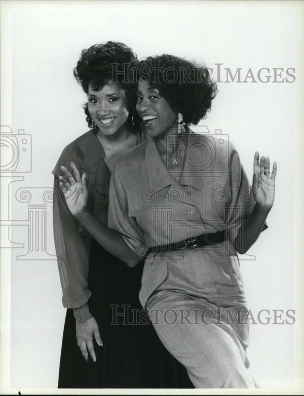 1986 Press Photo Jackee Harry And Marla Gibbs In 227 Historic Images