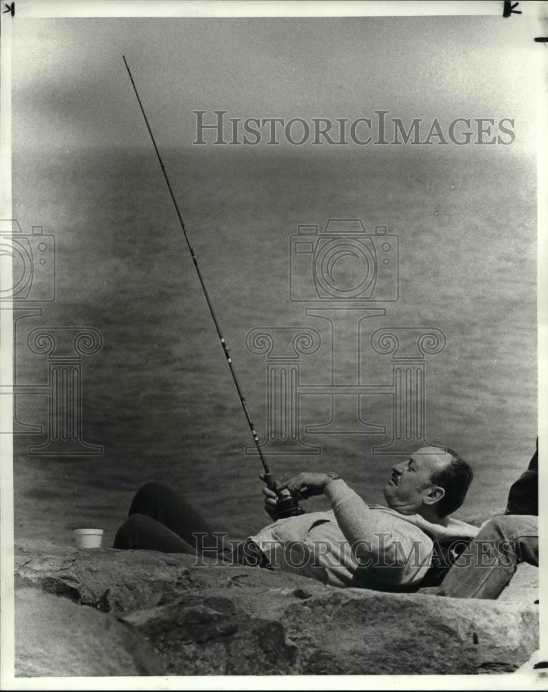 1982 Press Photo Fishing - 310 - Historic Images