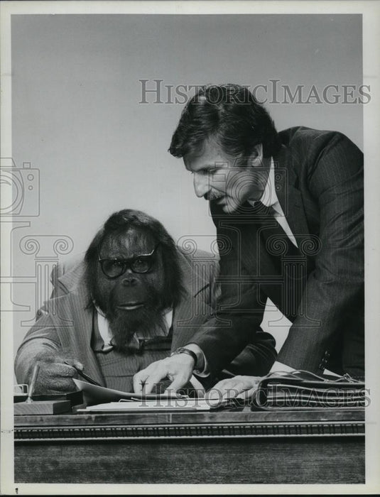 1983 Press Photo TV Program Mrs. Smith - Historic Images