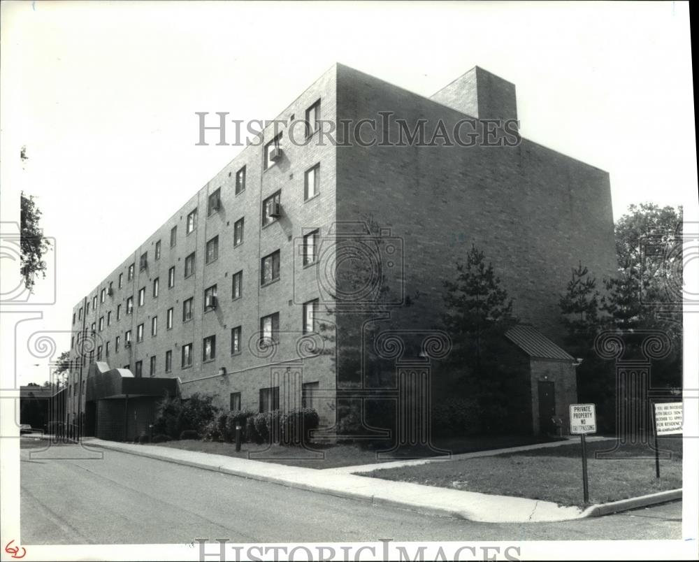 1991 Press Photo Lake Avenue Commons - Historic Images