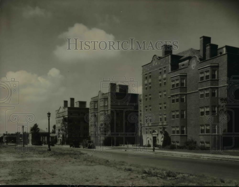 Press Photo The Moreland Courts Apartments 13301 and 13416 Shaker Blvd - Historic Images