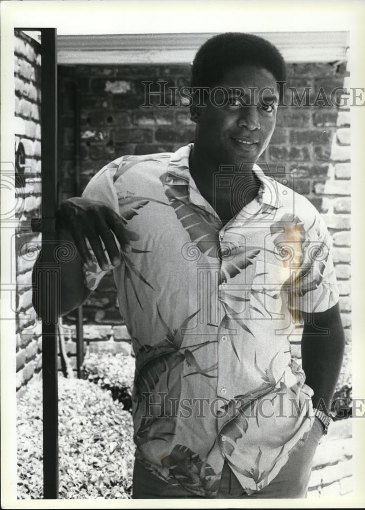 1987 Press Photo Larry Riley in Stir Crazy - Historic Images