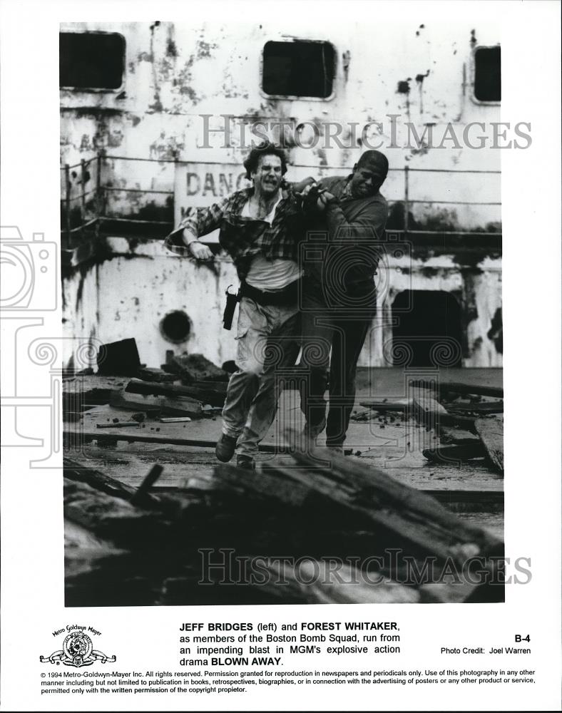 Press Photo MGM presents Blown Away with Jeff Bridges and Forest Whitaker - Historic Images