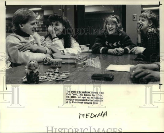 1988 Press Photo Medina high school students returned from Russian visit - Historic Images