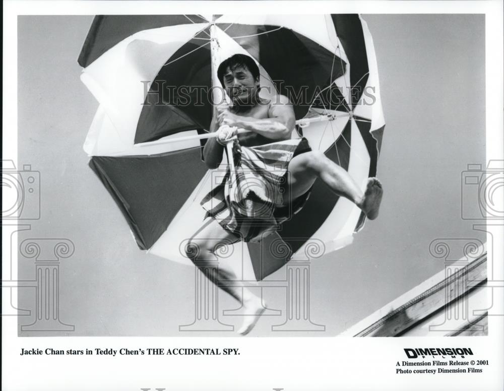 2001 Press Photo Jackie Chan in "The Accidental Spy" - cvp51651 - Historic Images