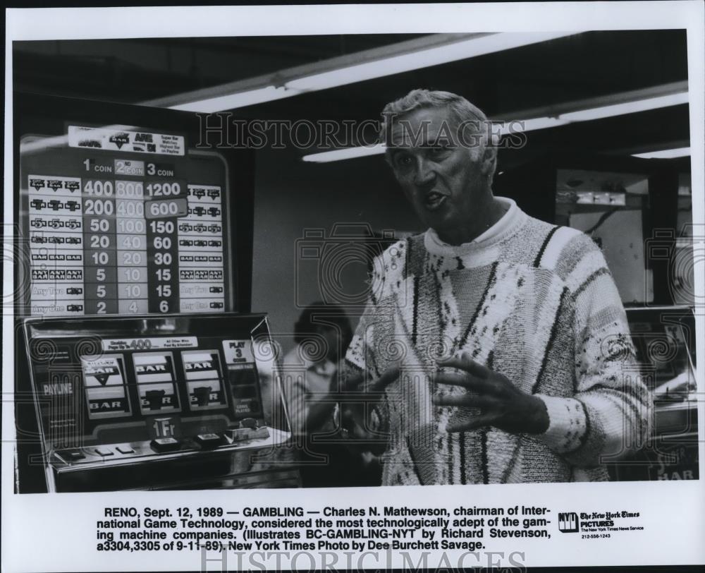 1989 Press Photo Charles N. Mathewson chairman of national game technology - Historic Images