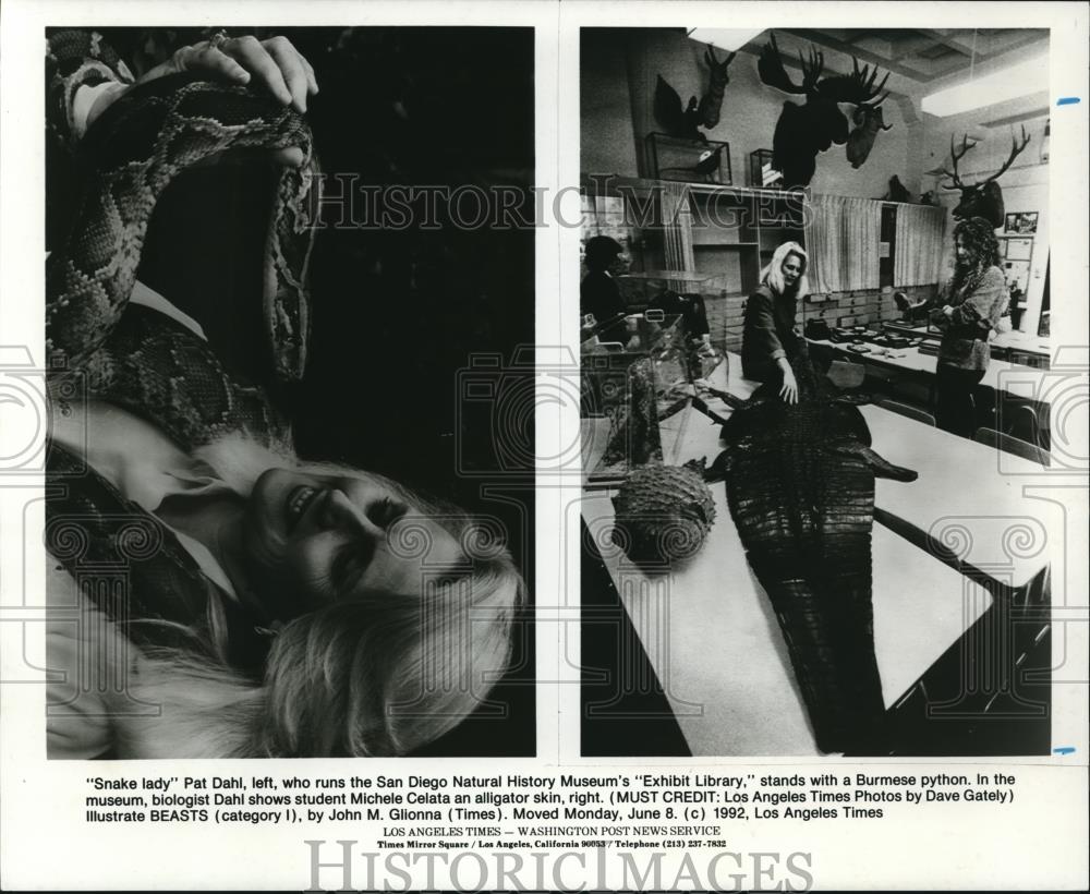 1992 Press Photo Snake lady at the Exhibit library - Historic Images