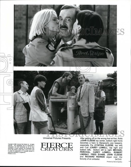 1997 Press Photo John Cleese Cynthia Cleese Carey Lowell Michael Percival - Historic Images