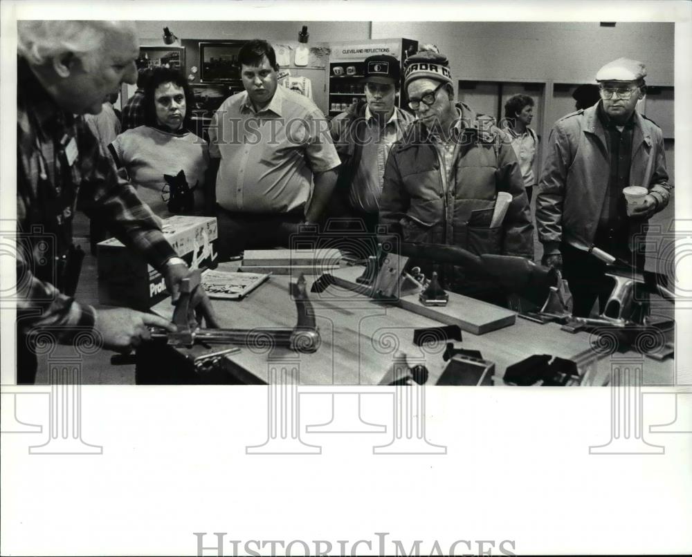 1988 Press Photo Dean LaCoursiere sells a vise during the Home &amp; Flower Show - Historic Images