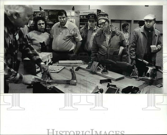 1988 Press Photo Dean LaCoursiere sells a vise during the Home & Flower Show - Historic Images