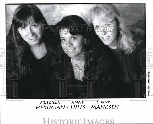 1999 Press Photo Voices of Winter - cvp57021 - Historic Images