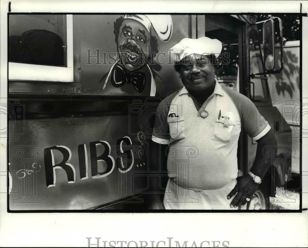 1982 Press Photo Cinco Forte at the Glenville Community Festival - Historic Images