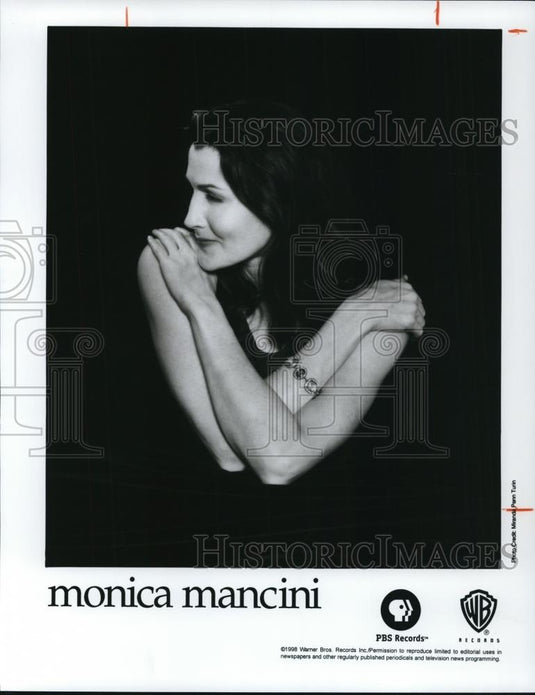 1999 Press Photo Monica Mancini MUsic Artist - Historic Images