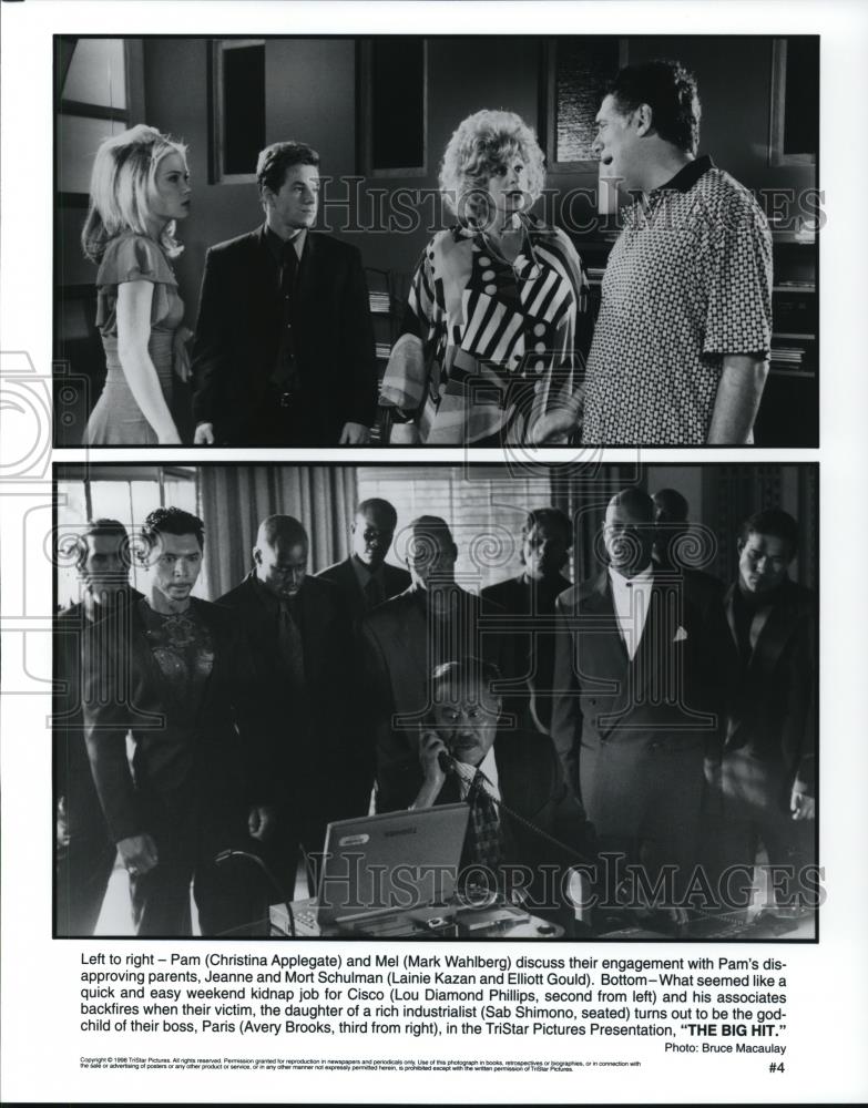 1999 Press Photo Christina Applegate Lainie Kazan &amp; Elliott Gould in The Big Hit - Historic Images