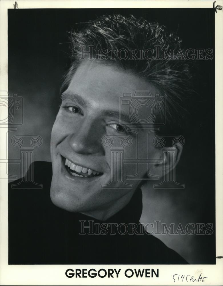 1996 Press Photo Gregory Owen, Artistic Director of The Bay Players - cvp50199 - Historic Images