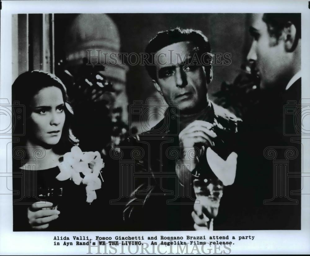 1990 Press Photo Alida Valli Fosco Giachett and Rossano Brazzi in We the Living - Historic Images