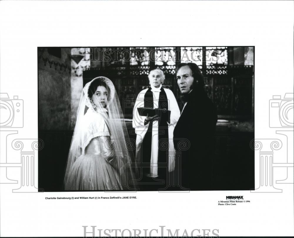 1996 Press Photo Charlotte Gainsbourg and William Hurt star in Jane Eyre - Historic Images