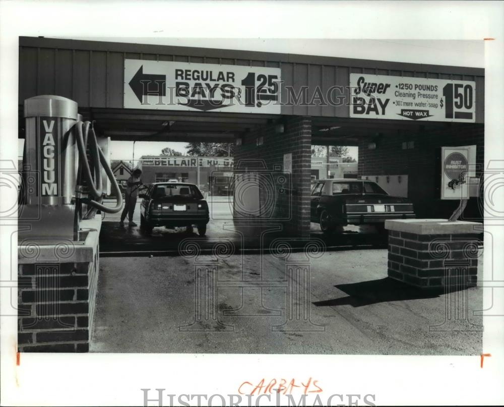 1990 Press Photo American Pride Do-It-Yourself car wash 11870 Bellaire - Historic Images