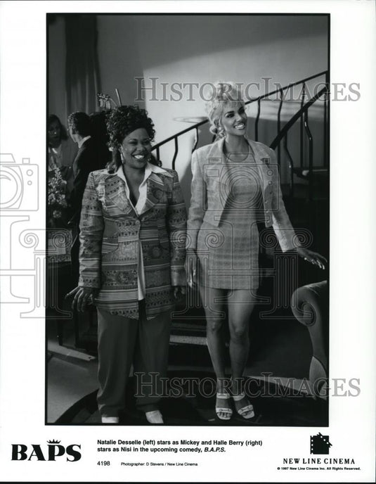 1997 Press Photo Natalie Desselle Halle Berry In BAPS - Historic Images