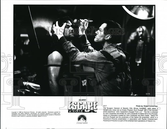 1996 Press Photo Bruce Campbell and Kurt Russell star in Escape from L.A. - Historic Images
