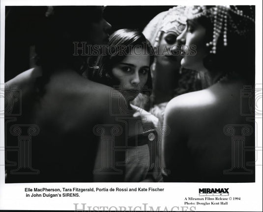 1995 Press Photo Elle MacPherson Tara Fitzgerald Portia de Rossi Kate Fischer - Historic Images