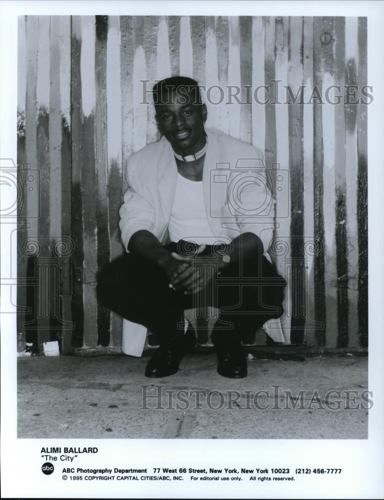 1995 Press Photo Alimi Ballard in The City - Historic Images