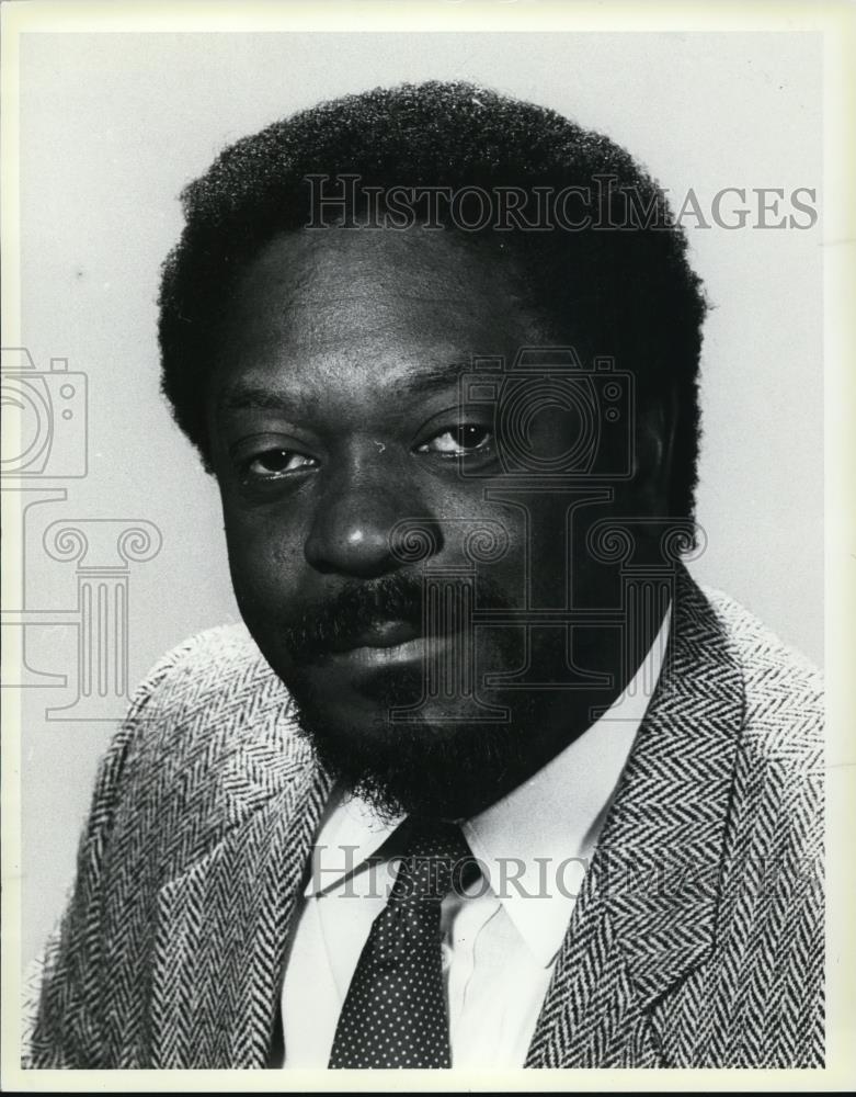 1989 Press Photo Les Payne - Historic Images