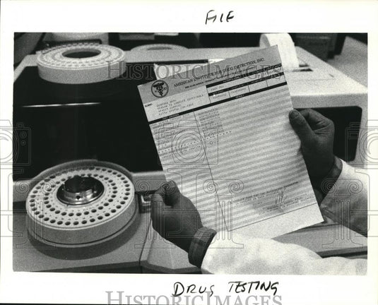 Press Photo The written result of the drug test - Historic Images