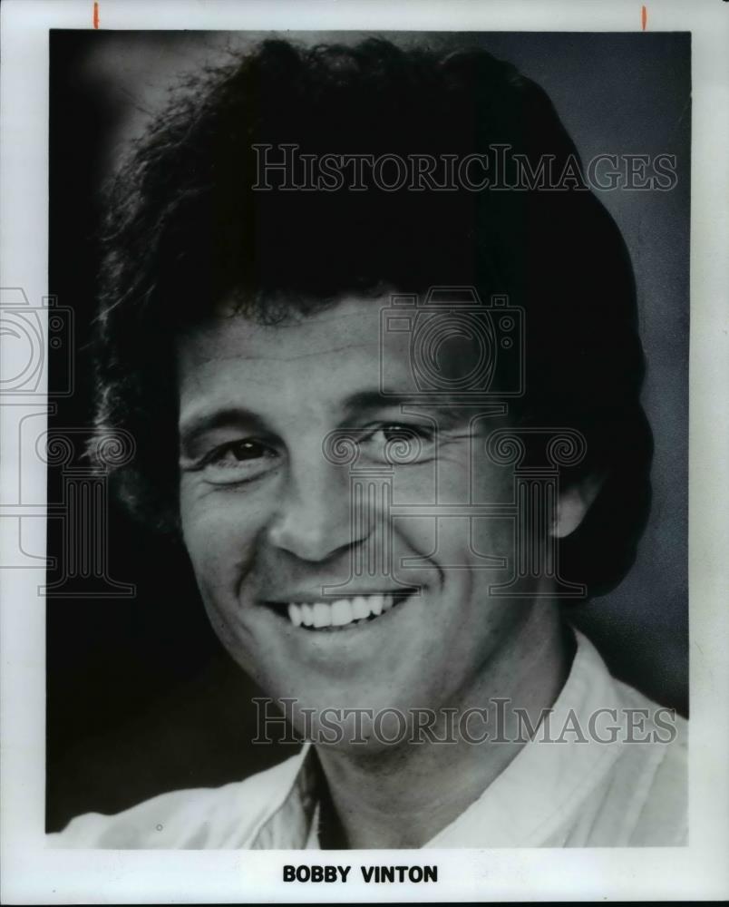 1976 Press Photo Singer Bobby Vinton - Historic Images