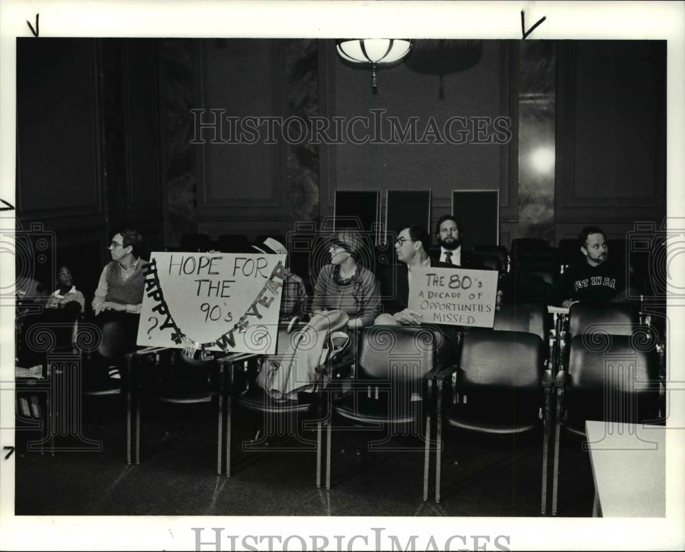 1989 Press Photo People at the School Board Session at Cleveland Board Education - Historic Images