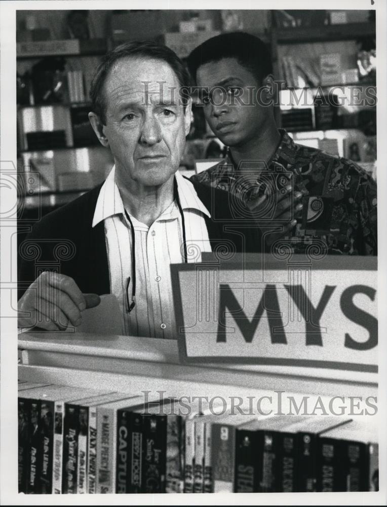 1990 Press Photo Geoffrey Thorne and William Sshallert in "A Final Arrangement" - Historic Images