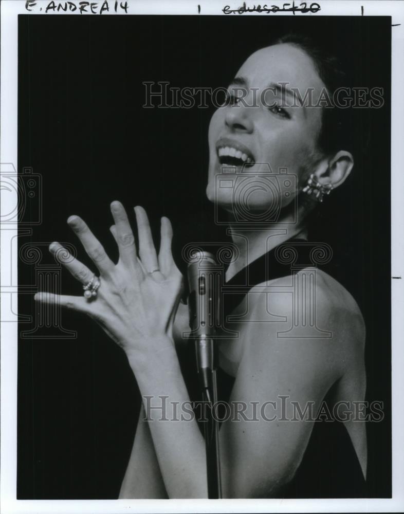 1990 Press Photo Andrea Marcovicci - Historic Images