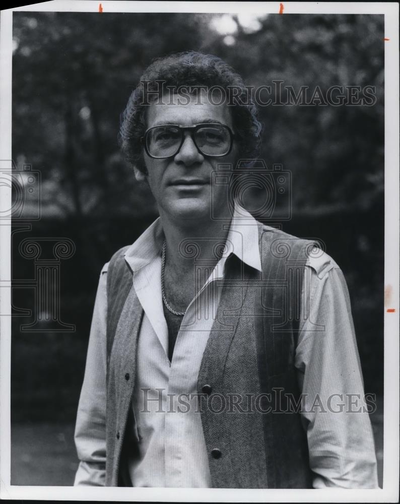 1980 Press Photo Sydney Pollack American Producer and Director - Historic Images