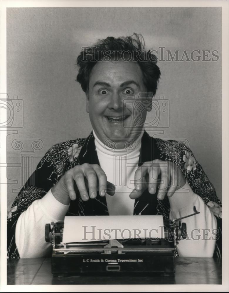 1992 Press Photo Chuck Richie in How to Write a Play at The Working Theater - Historic Images