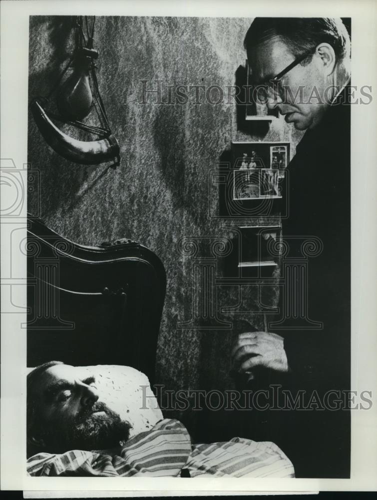 1967 Press Photo Dare I Weep Dare I Mourn - Historic Images