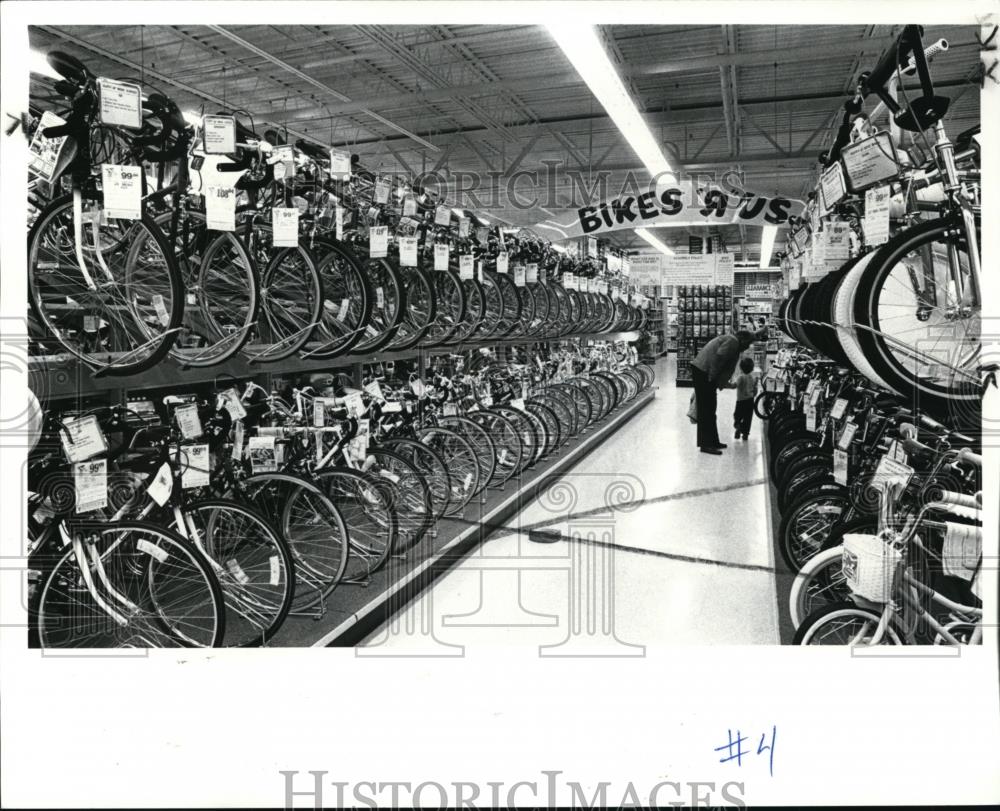 1986 Press Photo Bicycles at Bike &quot;R&quot; Us - Historic Images